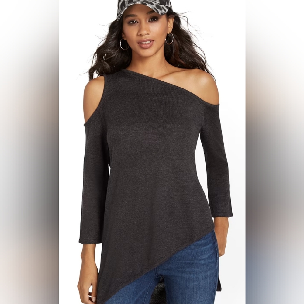 Asymmetrical cold shoulder tunic sweater NWOT